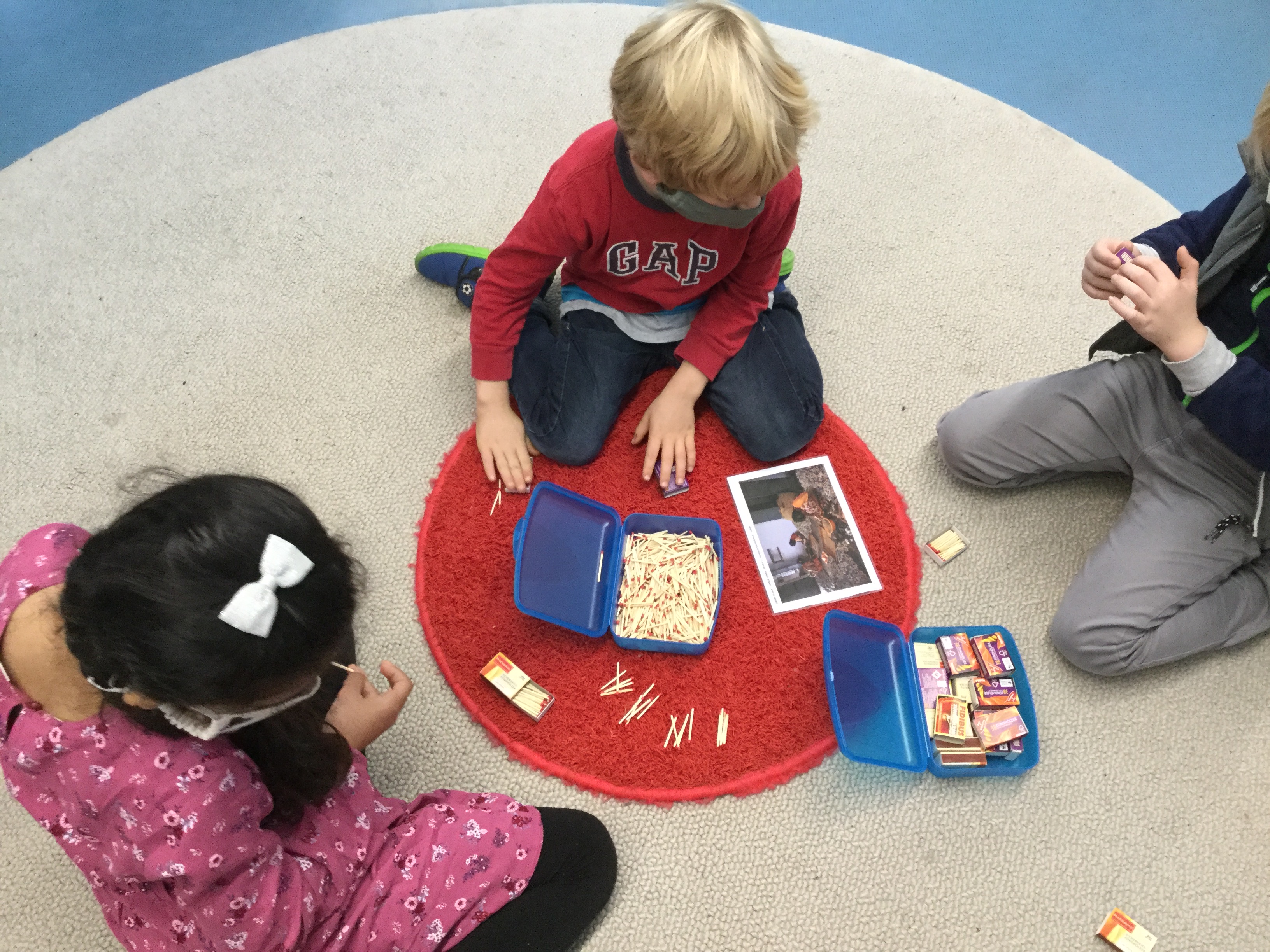 In jede Schachtel kommen 38 Hölzer.